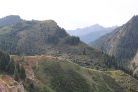 Beginning of valley of the Ghetto-Oguz gorge