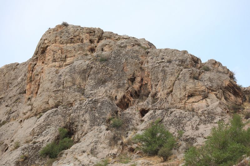File:Sulayman Mountain 05.jpg
