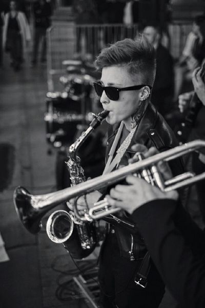 File:AlexFoxsax 1.jpg